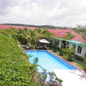 White Boutique Hotel&Residences